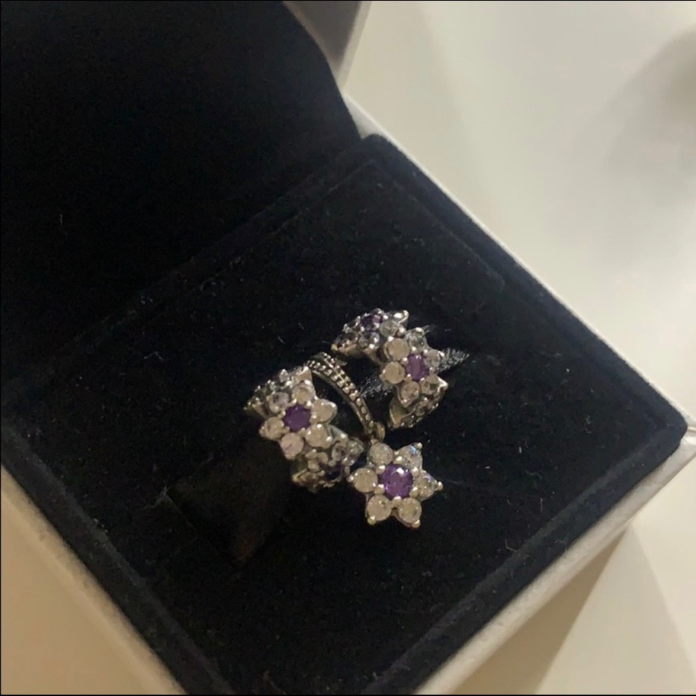 Pandora flower dangle charm